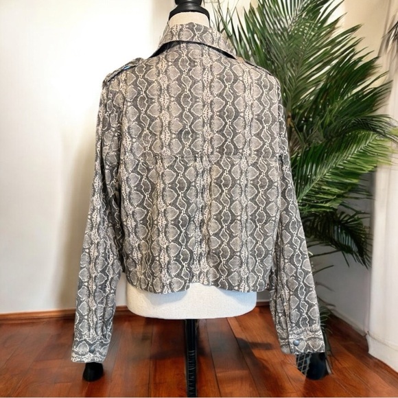 BLANKNYC Snakeskin Print Moto Jacket - Medium - Picture 3 of 14